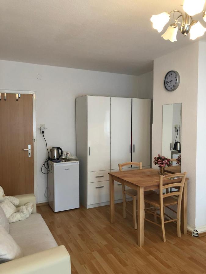 2 Privatzimmer , Dusche /Wc Nahe Koeln Frechen Exteriör bild